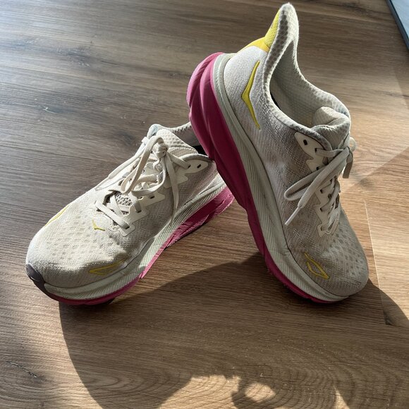 Hoka One One Clifton 9 - Picture 1 of 11